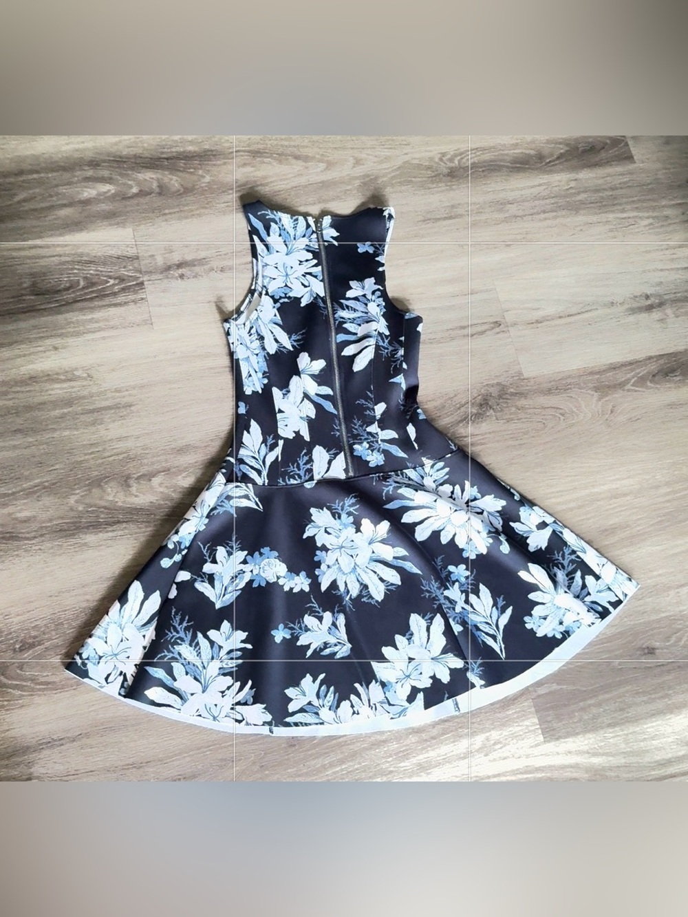 Abercrombie & Fitch fit and flare dress - Picture 4 of 4